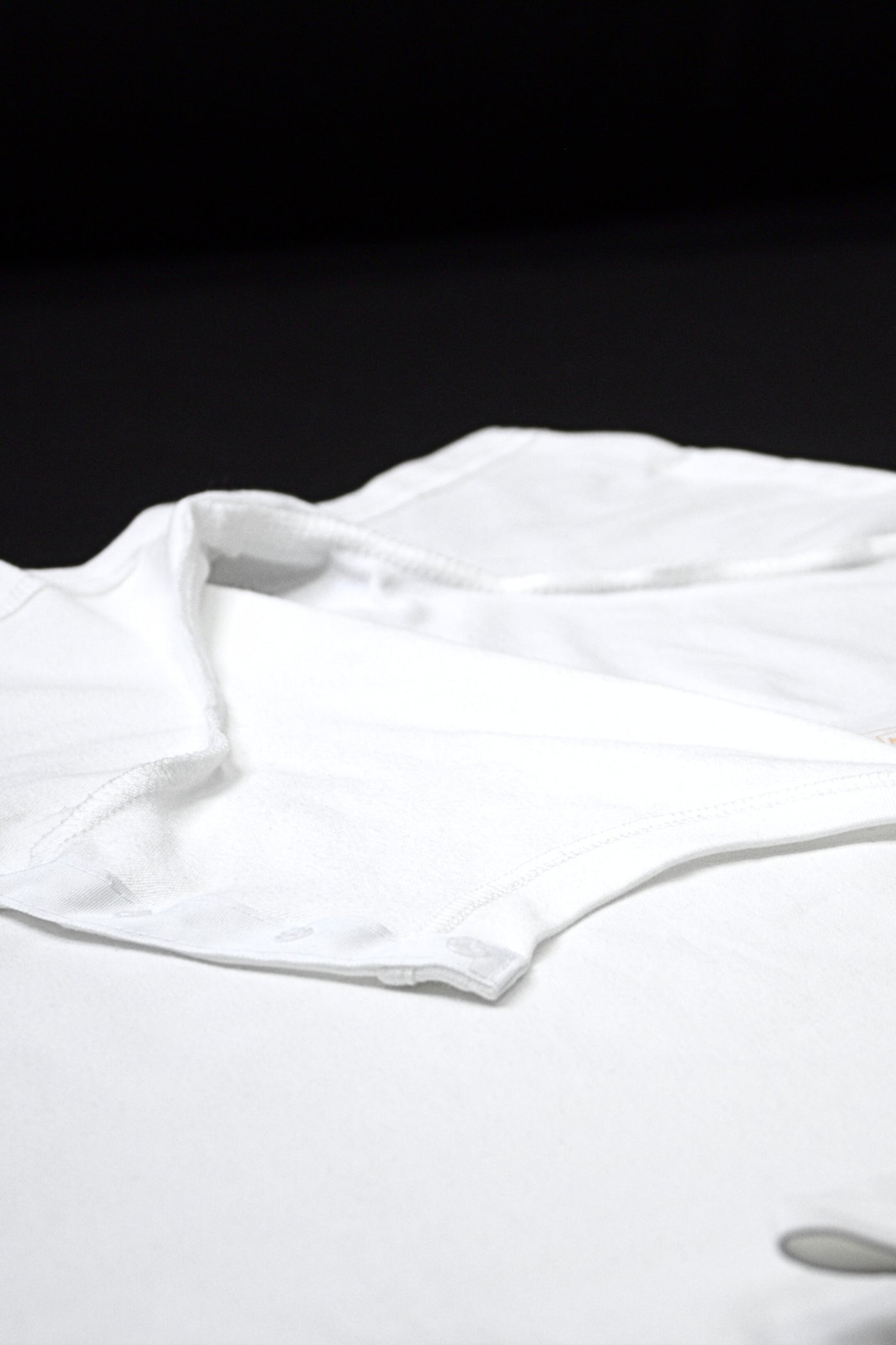 Women's T-shirt with openable shoulders | Post surgery tee