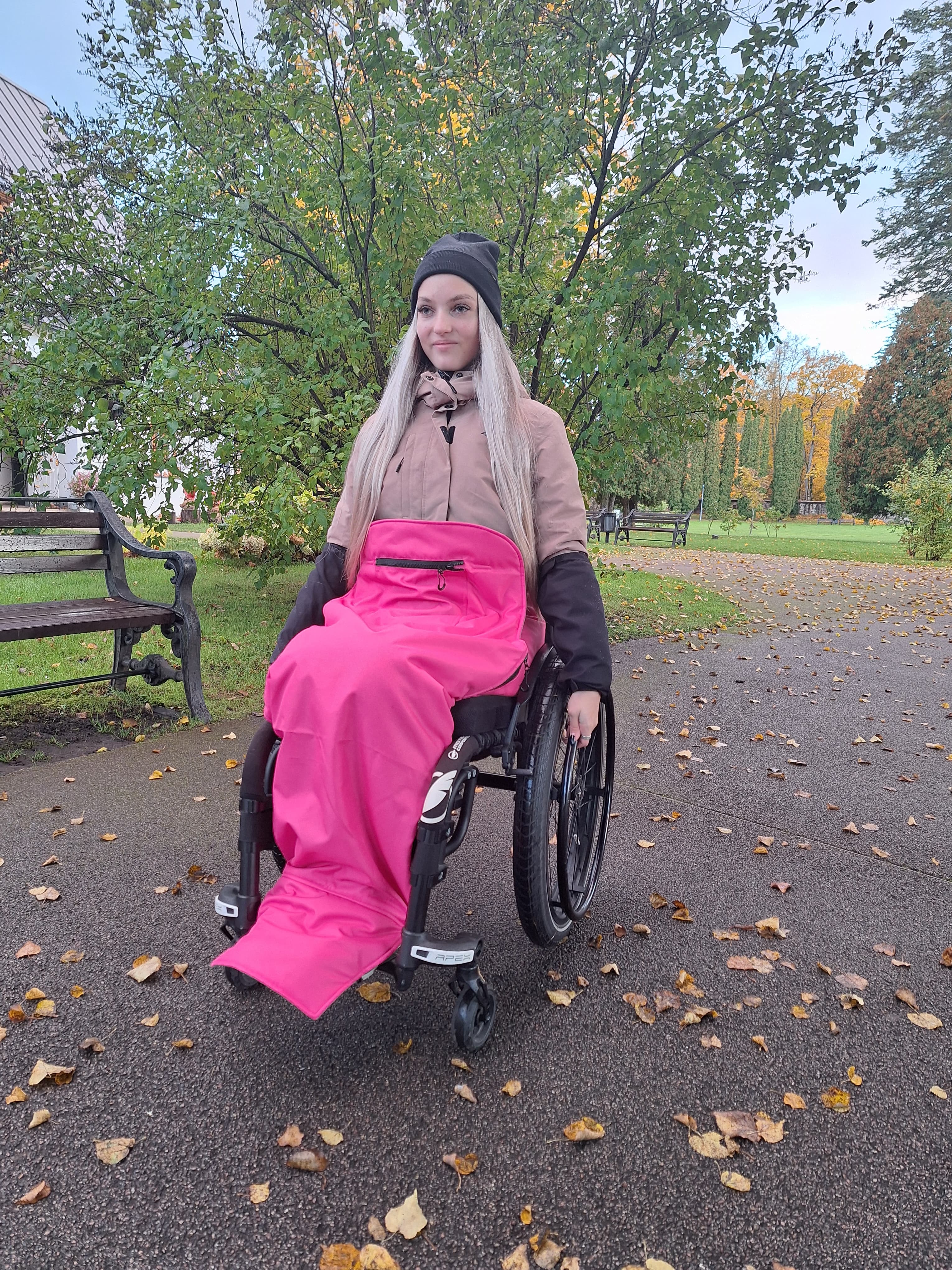Silts divdaļīgs kombinezons ratiņkrēsla lietotājiem Vilber’s ThermoShell "Mermaid"