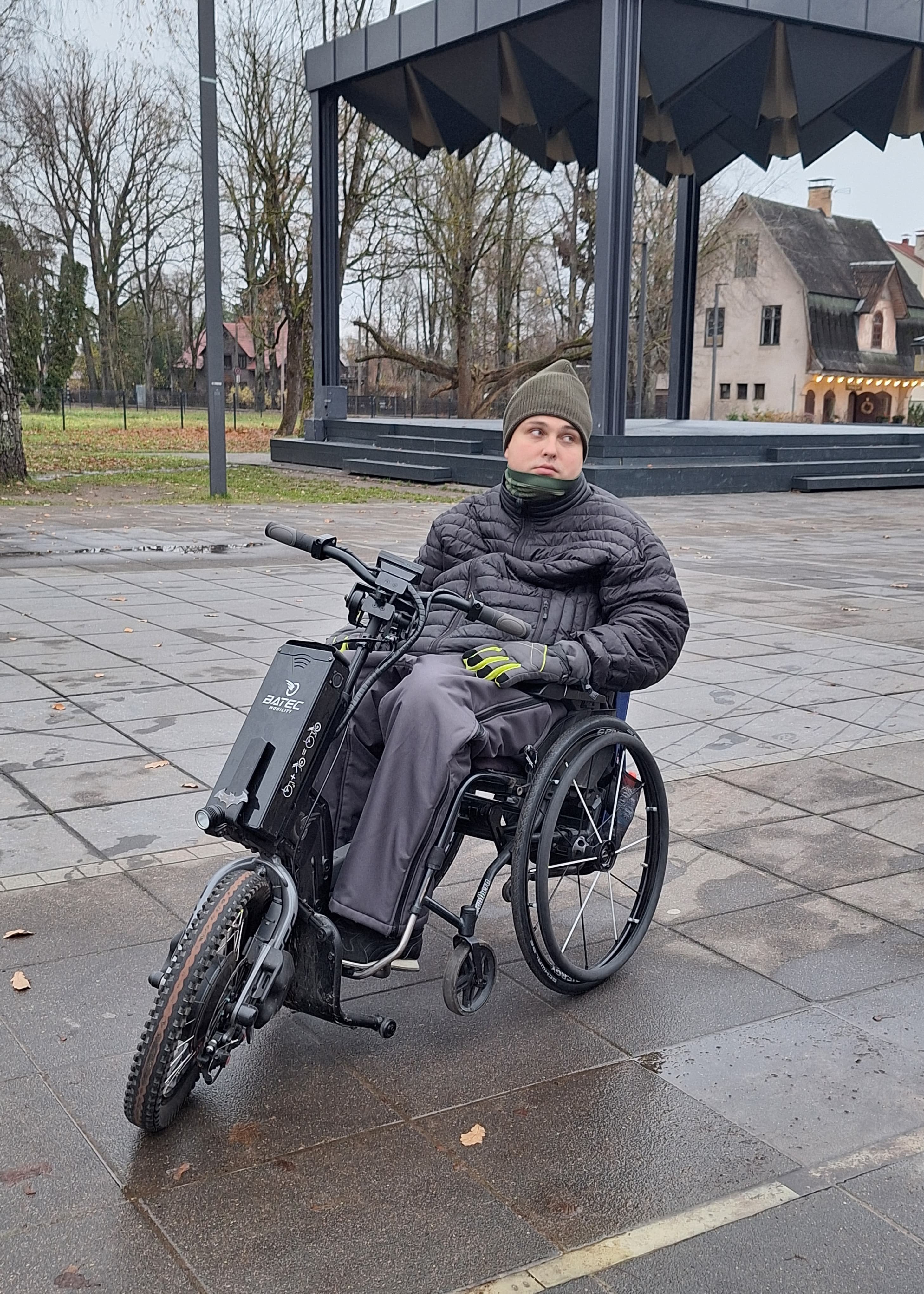 (Vorbestellung 6 Wochen) Rollstuhl ThermoShell