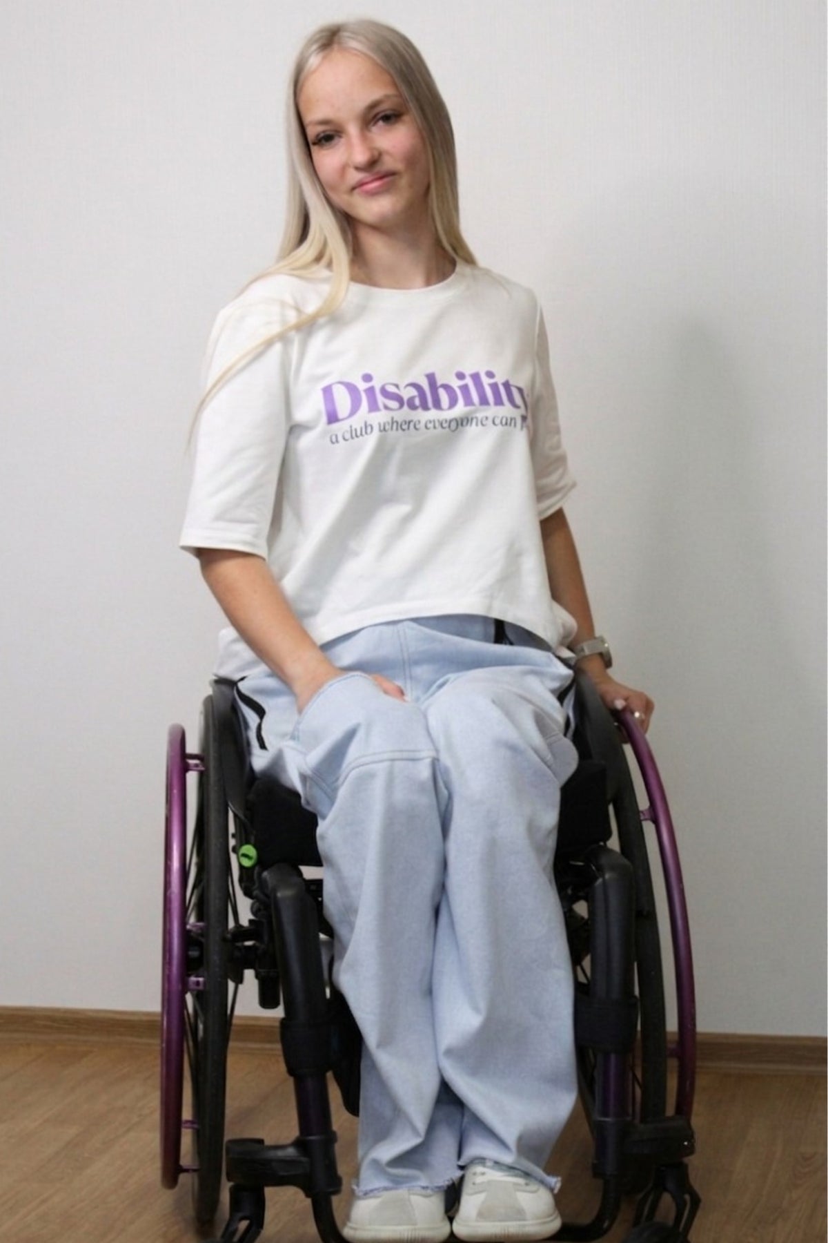 Rollstuhladaptive Jeans für Damen mit elastischem Bund