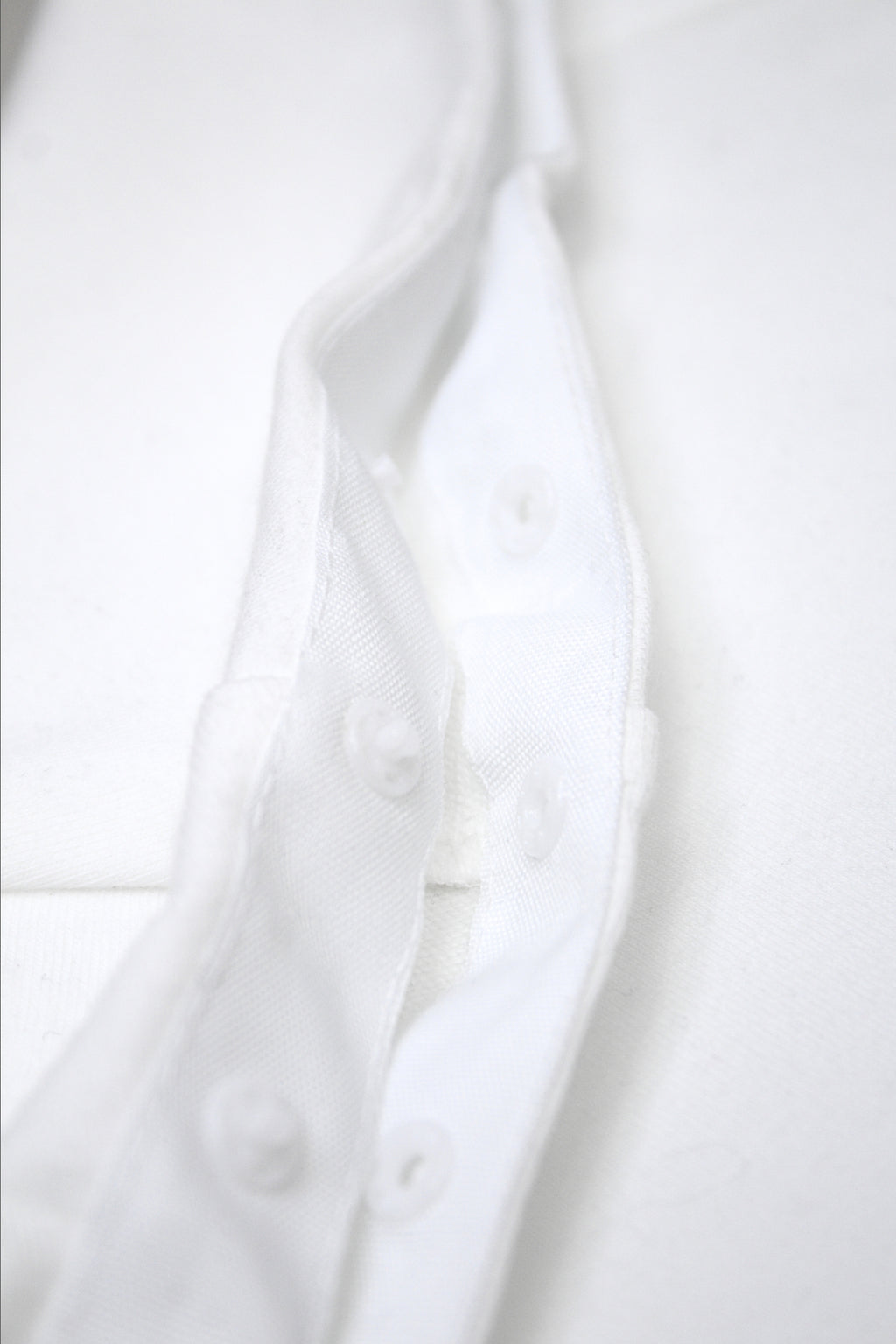 Men's adaptive T-shirt with openable shoulders