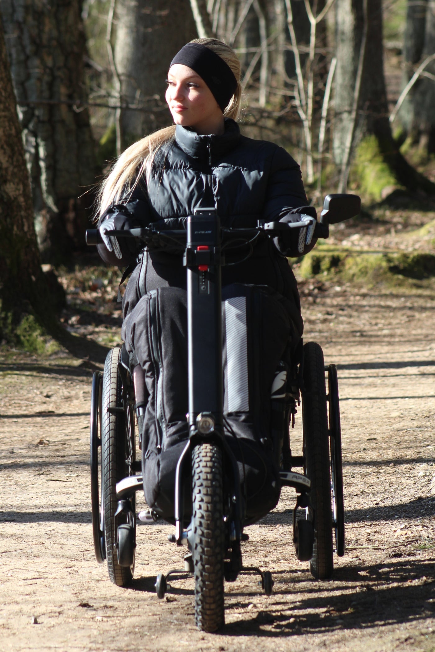 Racer Extreme Pro – Fußsack für Rollstuhlfahrer für extreme Wetterbedingungen und Wintersport