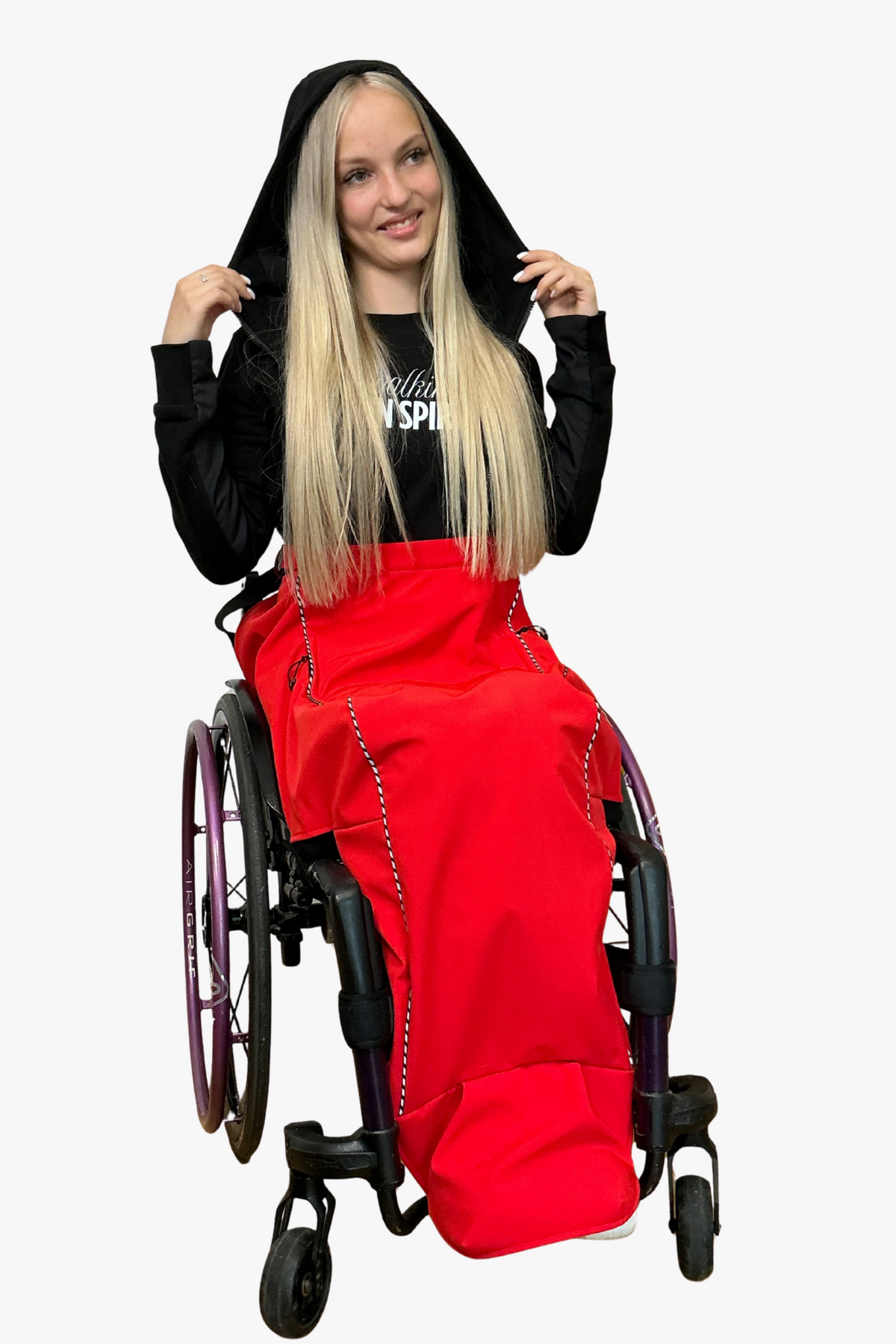 Couverture de fauteuil roulant avec éléments réfléchissants et fermeture magnétique