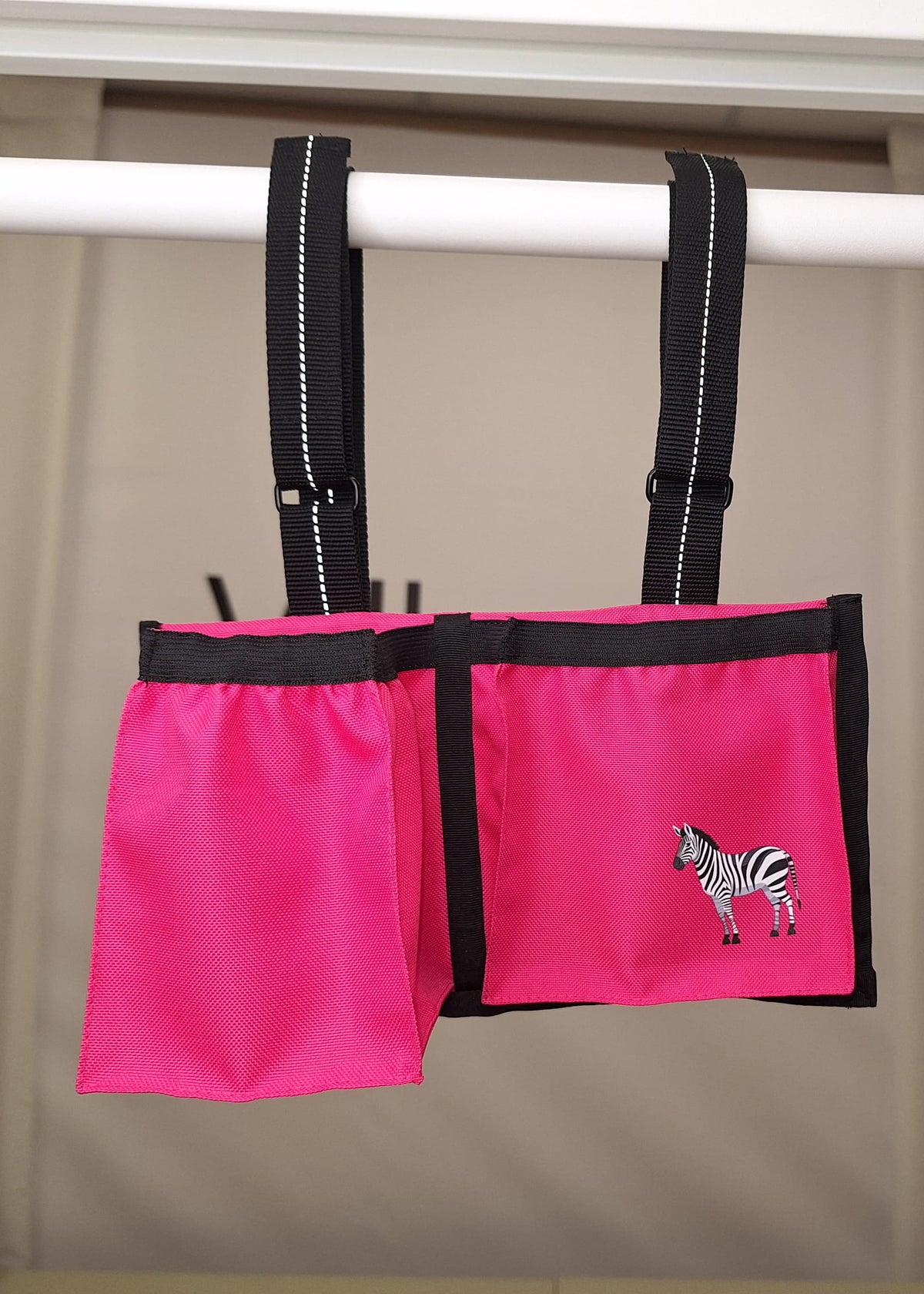 Sac d'accoudoir rose pour fauteuil roulant électrique - porte-gobelet