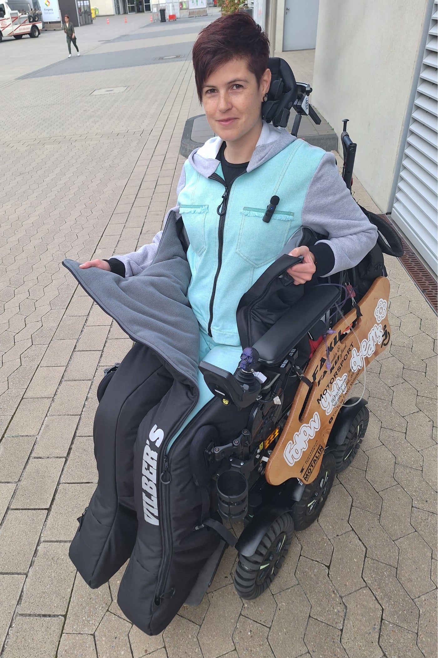 PREORDER! Wheelchair separate leg warm Combi for down to 20°C.