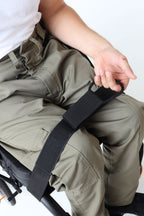Wheelchair leg positioning belt, black