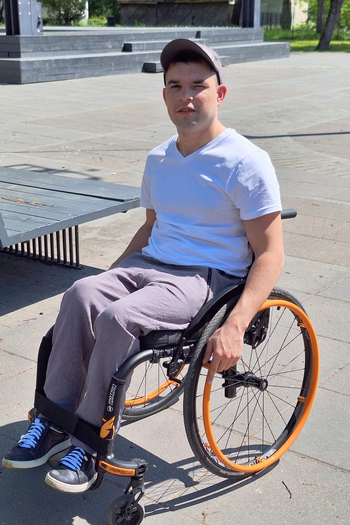 Pantalon d'été adaptatif pour homme en fauteuil roulant, avec ouverture sur le devant, en tissu de ramie doux pour la peau