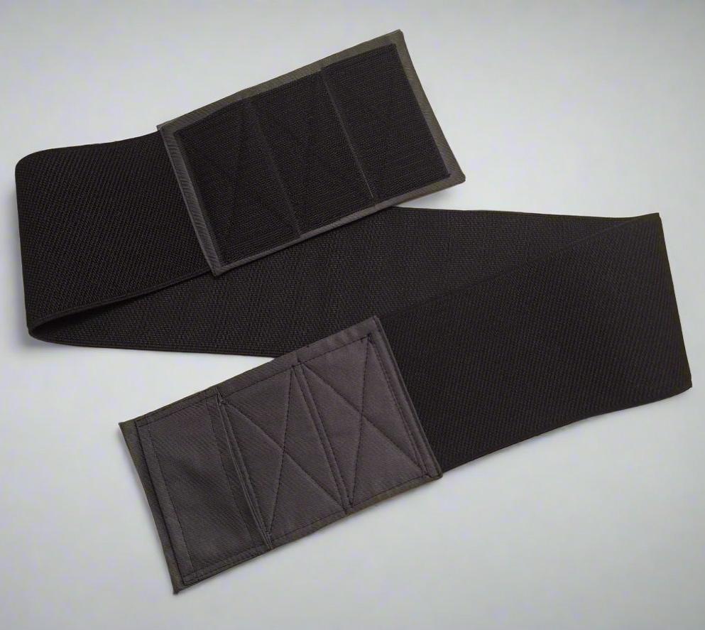 Large sangle élastique pour maintenir les jambes des utilisateurs de fauteuils roulants
