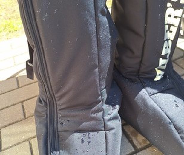 Water beading on a water-repellent Vilber's fabric
